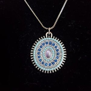 ~ Vintage Pendant on Silver tone chain